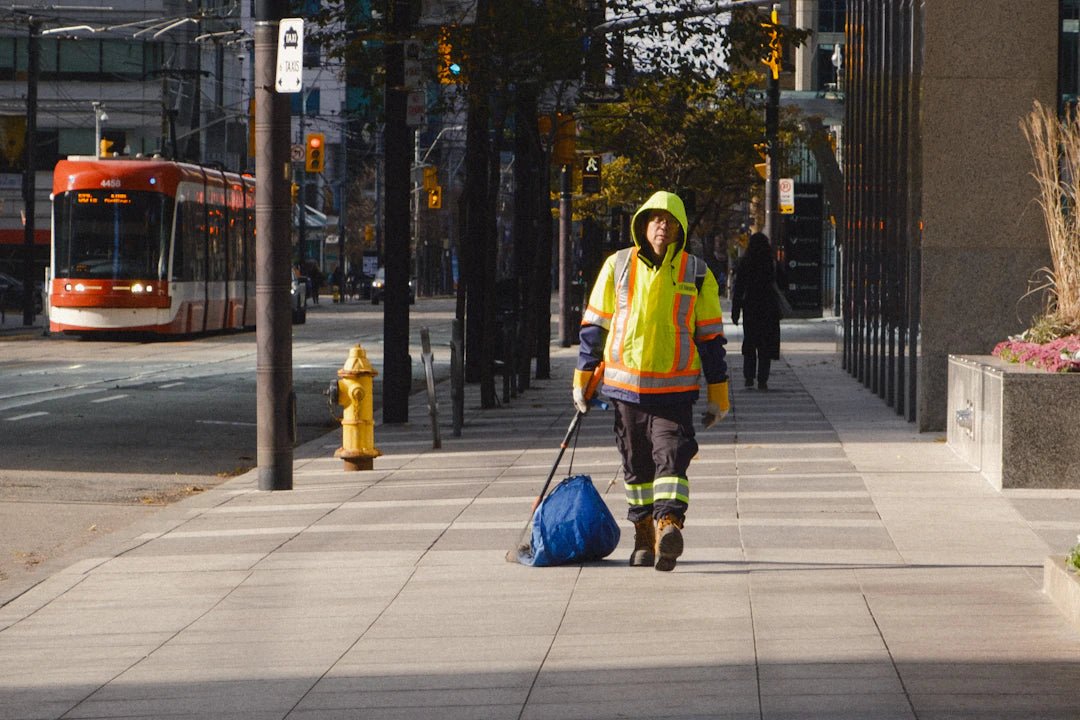 High Visibility Safety Boots for Enhanced Night Work - IronStep