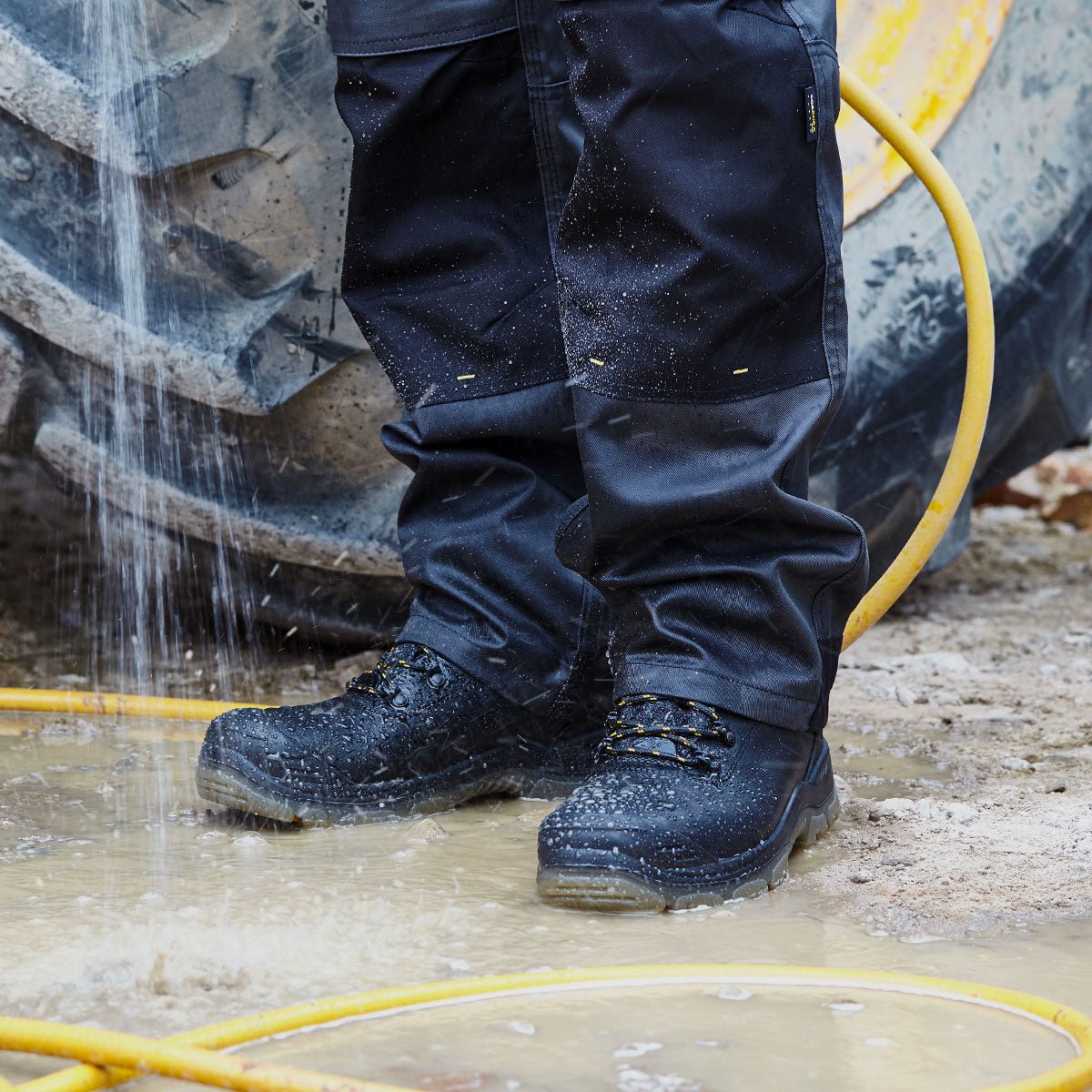 DeWalt Newark Black Waterproof Safety Hiker Boot | S3 WR SRC | EN ISO 20345:2011 - Safety Boots