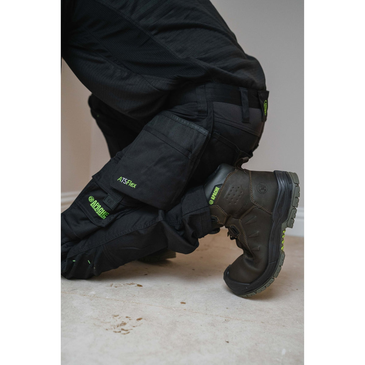 Apache Churchill Brown FITGO Wide Fit Waterproof Safety Boot ESD | S7S SC LG HRO FO HI CI SR | EN ISO 20345:2022 +A1:2024 - Safety Boots