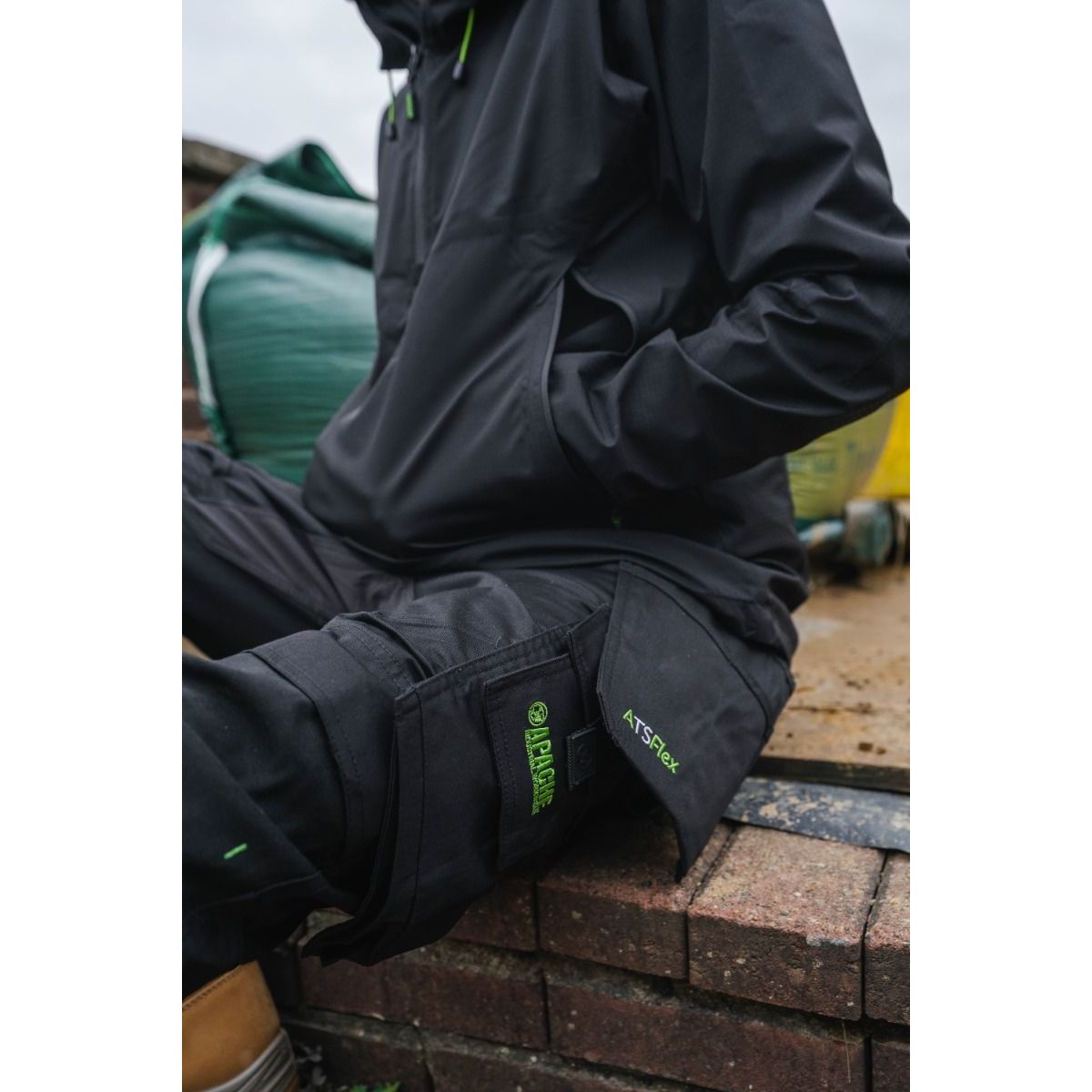 Apache White Rock Lightweight 1/4 Zip Rain Jacket - Work Jacket