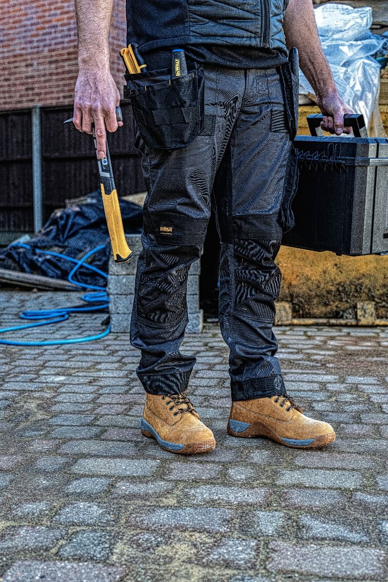 DeWalt Apprentice Wheat Nubuck Safety Hiker SB - Safety Boot