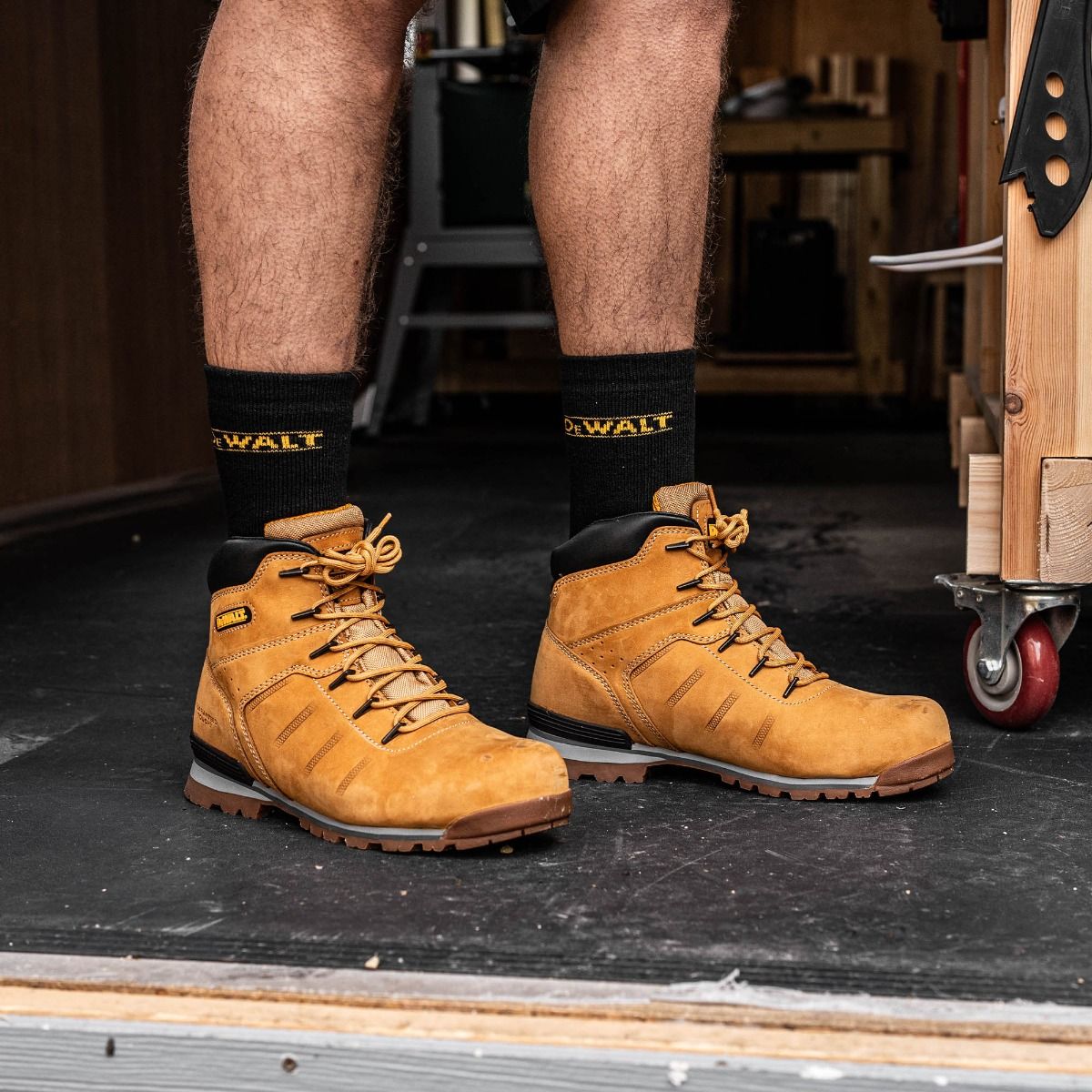 DeWalt Carlisle 6 Eyelet Wheat Nubuck Safety Boot SB - Safety Boot