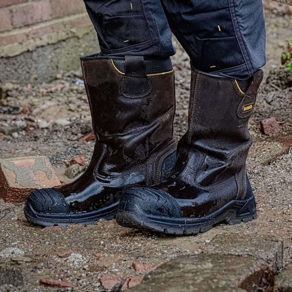 DeWalt Millington Non-Metallic, Lightweight, Waterproof Rigger Boot S7S - Safety Boot