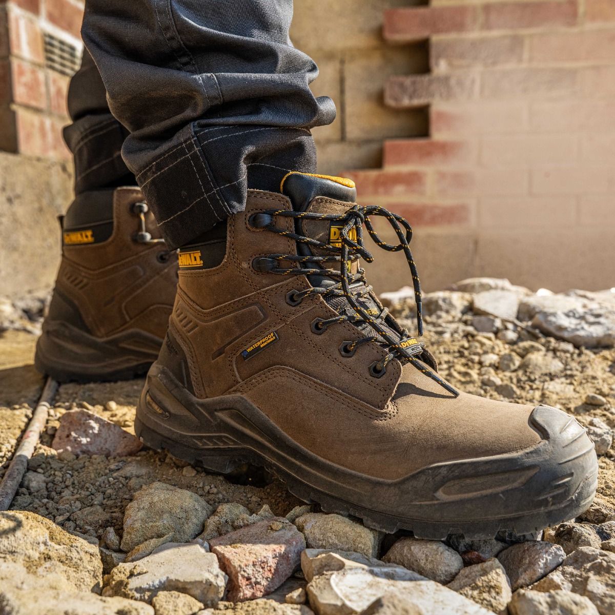 DeWalt Steelforge Palm Brown Non-Metallic Waterproof Safety Boot S7S - Safety Boot